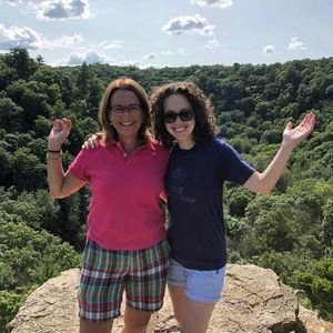 Meet your Posher, Taylor